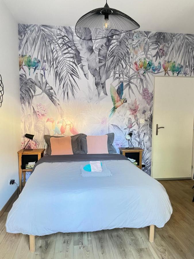 Chambre Tropicale Privee Au Coeur D'Un Village Calme Et Proche Du Vignoble Vinzelles Kültér fotó